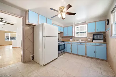 3309 W 32 Street, Loveland, OH 44109 - Photo 7