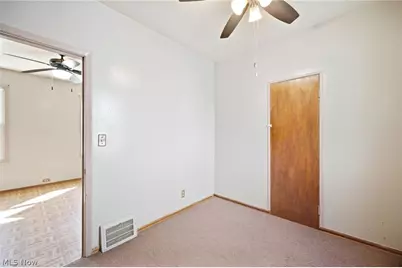 3309 W 32 Street, Loveland, OH 44109 - Photo 13