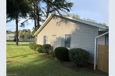 400 Park Drive SE, Brewster, OH 44613 - Photo 17