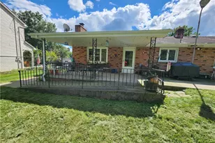 2356 Shawnee Trail, Youngstown, OH 44511 - Photo 21