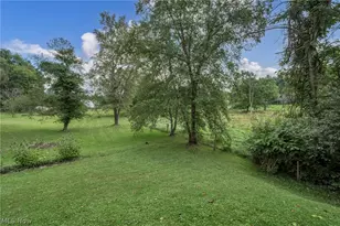2671 Gayer Rd, Valley City, OH 44280 - Photo 13