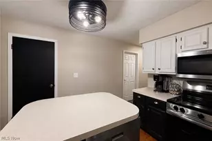 14035 Allison Dr, Doylestown, OH 44230 - Photo 11