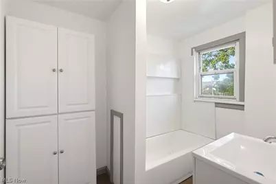 532 Hazel Place, Akron, OH 44304 - Photo 19