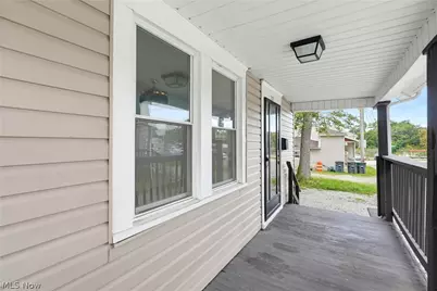 532 Hazel Place, Akron, OH 44304 - Photo 3
