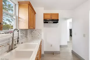 532 Hazel Pl, Akron, OH 44304 - Photo 15
