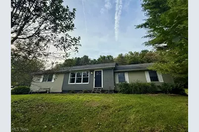 4239 State Route 39 NE, New Philadelphia, OH 44663 - Photo 1