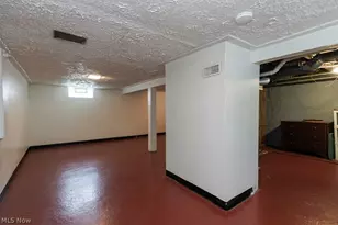 114 Sheriff St, Elyria, OH 44035 - Photo 31