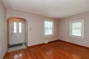 114 Sheriff St, Elyria, OH 44035 - Photo 17