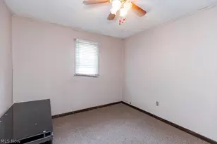 114 Sheriff St, Elyria, OH 44035 - Photo 25