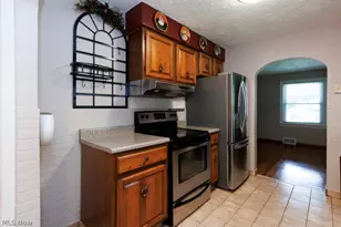 114 Sheriff St, Elyria, OH 44035 - Photo 13