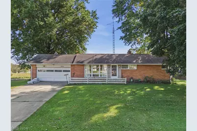 7660 Brookview Street, Louisville, OH 44641 - Photo 1