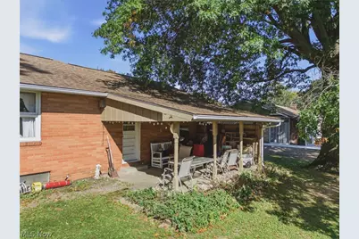 7660 Brookview Street, Louisville, OH 44641 - Photo 13