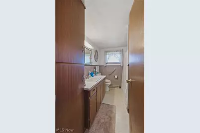 7660 Brookview Street, Louisville, OH 44641 - Photo 35
