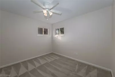 1246 Valleyview Avenue SW, Canton, OH 44710 - Photo 21