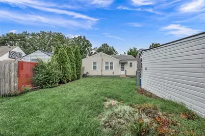 18813 Parkmount, Loveland, OH 44135 - Photo 37
