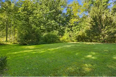 8145 Chagrin Road, Chagrin Falls, OH 44023 - Photo 35