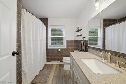 8008 Garnet Avenue NE, Canton, OH 44721 - Photo 21