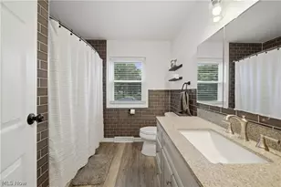 8008 Garnet Ave NE, Canton, OH 44721 - Photo 21