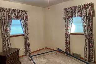 507 Wood Ave, Newcomerstown, OH 43832 - Photo 21