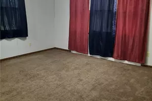 504 Walnut Ave, Cambridge, OH 43725 - Photo 15