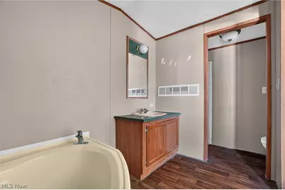3583 Austin, Geneva, OH 44041 - Photo 17