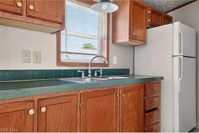 3583 Austin, Geneva, OH 44041 - Photo 11