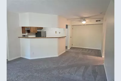 1150 Tollis Parkway, Grandview Heights, OH 44147 - Photo 13