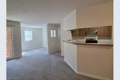 1150 Tollis Parkway, Grandview Heights, OH 44147 - Photo 9