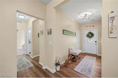 8009 Amberley Drive, Mentor, OH 44060 - Photo 3