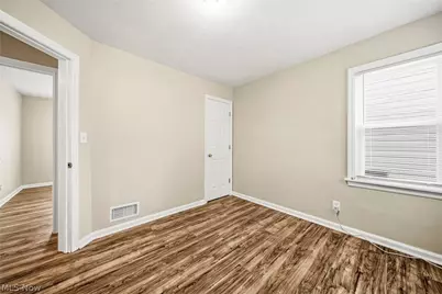 726 Lyndon Avenue, Ashtabula, OH 44004 - Photo 13