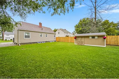 726 Lyndon Avenue, Ashtabula, OH 44004 - Photo 5