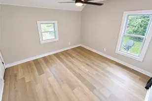 402 Hall Ave, Barberton, OH 44203 - Photo 11