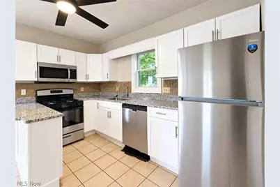 402 Hall Avenue, Barberton, OH 44203 - Photo 5