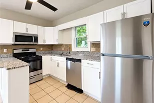 402 Hall Ave, Barberton, OH 44203 - Photo 5