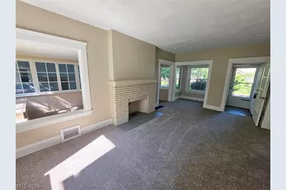 3192 Sycamore Road, Cleveland Heights, OH 44118 - Photo 11