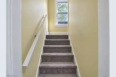 444 Emery Avenue, Youngstown, OH 44507 - Photo 9