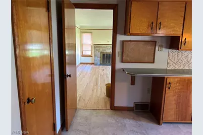 170 Charlotte Street, Painesville, OH 44077 - Photo 9