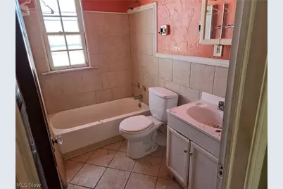 5245 Theodore Street, Maple Heights, OH 44137 - Photo 15