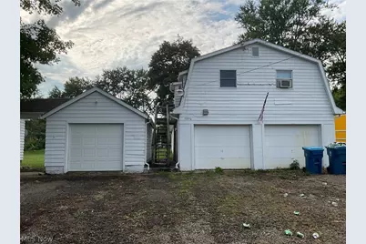 3007 Oak Street, Barberton, OH 44203 - Photo 3