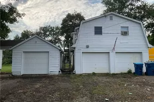 3007 Oak St, Barberton, OH 44203 - Photo 3
