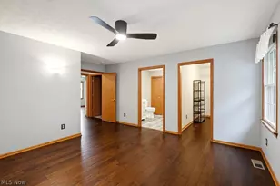 976 Rosemarie Cir, Wadsworth, OH 44281 - Photo 27