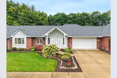 976 Rosemarie Circle, Wadsworth, OH 44281 - Photo 1