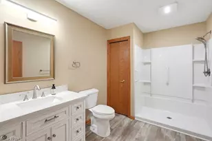 976 Rosemarie Cir, Wadsworth, OH 44281 - Photo 23
