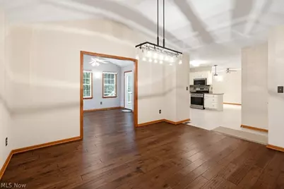 976 Rosemarie Circle, Wadsworth, OH 44281 - Photo 11