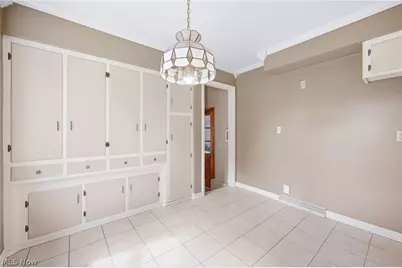 1889 Lancaster Drive, Youngstown, OH 44511 - Photo 13