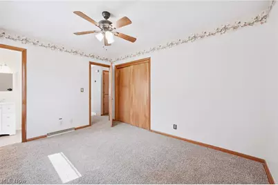 1889 Lancaster Drive, Youngstown, OH 44511 - Photo 15