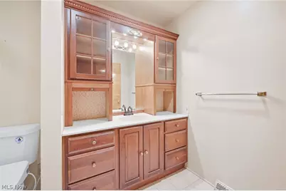 1889 Lancaster Drive, Youngstown, OH 44511 - Photo 21