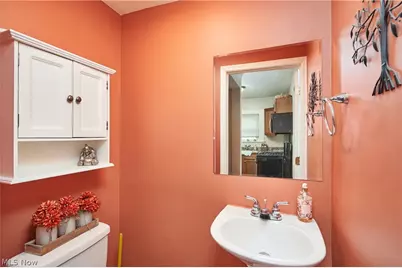 461 Newell Avenue, Akron, OH 44305 - Photo 9