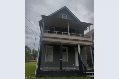 1210 Lawrence Road NE, Canton, OH 44705 - Photo 1