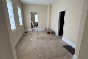 1210 Lawrence Rd NE, Canton, OH 44705 - Photo 11